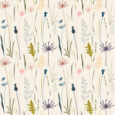 Behang Kleurrijke wilde bloemen op een lichte achtergrond