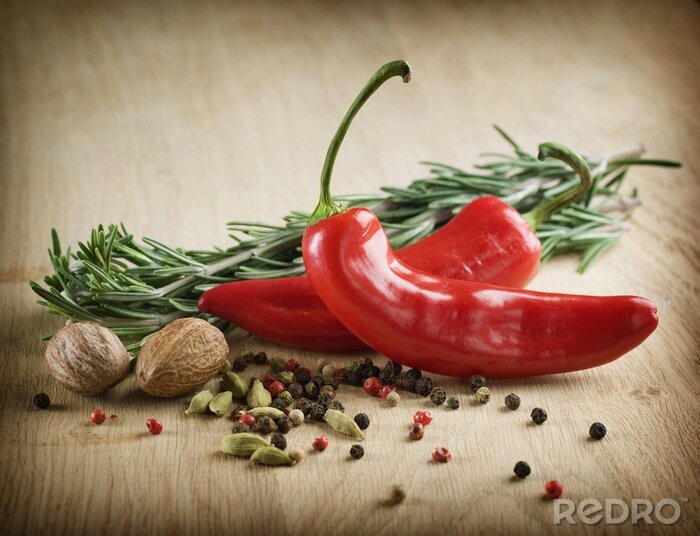 Behang Kruiden op een houten plank