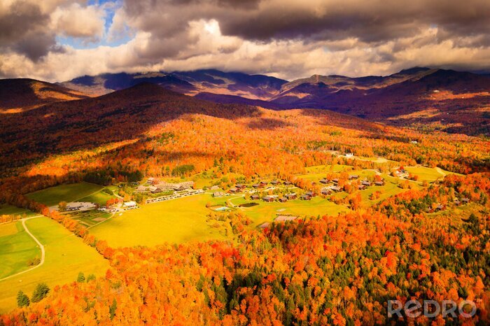 Canvas Aerial view of Trapp Family Lodge during peak foliage season.