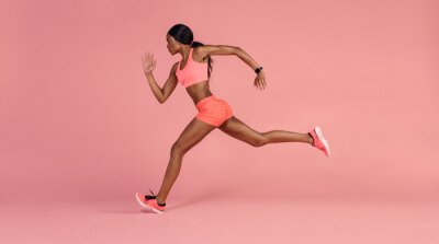 Canvas Afrikaanse vrouwelijke runner sprinten