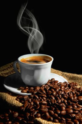Aromatische koffie in een kopje