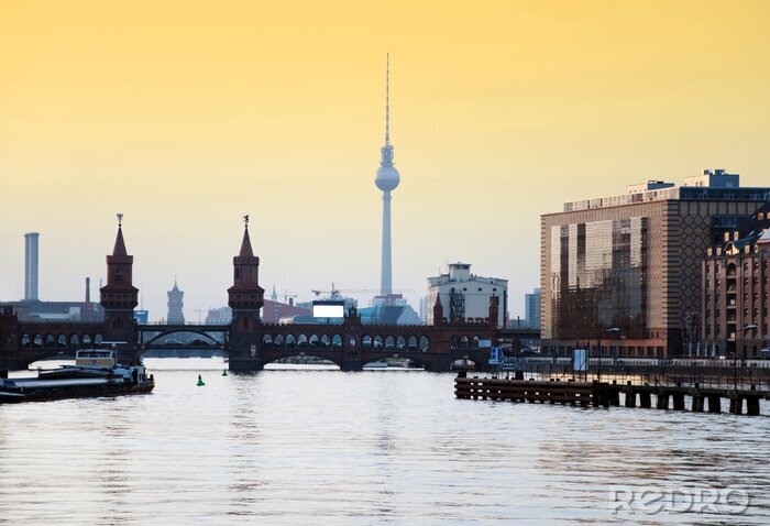 Canvas Berlijn bij dageraad