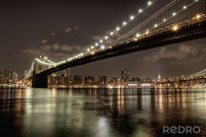 Canvas Brooklyn Bridge bij nacht in HDR