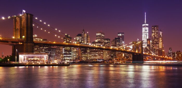 Canvas Brooklyn Bridge en Manhattan bij nacht, New York City, Verenigde Staten.
