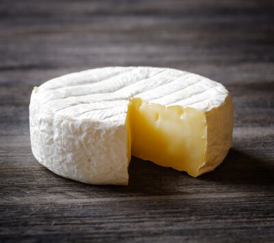 Canvas Camembert kaas op een houten bord