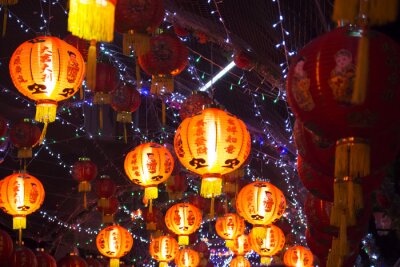 Canvas Chinese lantaarns 's nachts, Chinees Nieuwjaar decoraties (tekst betekent veel geluk)