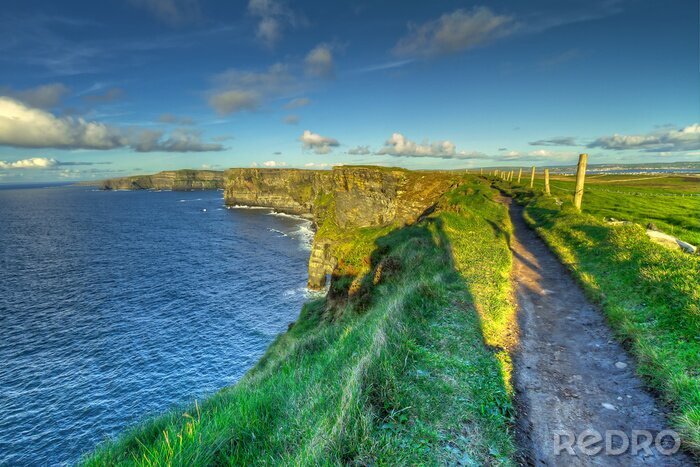 Canvas Cliffs of Moher in Co Clare, Ierland