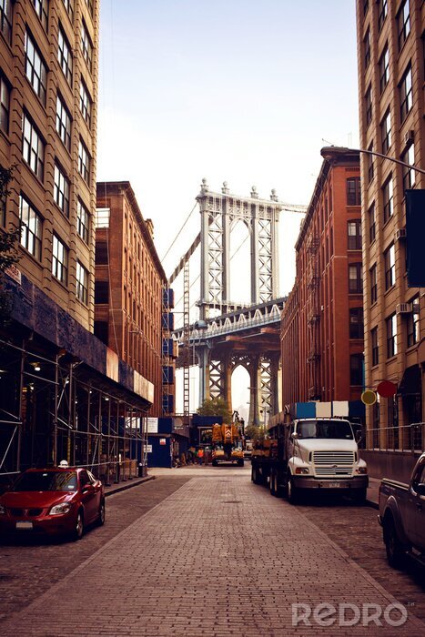 Canvas De brug in Manhattan vanuit het perspectief van een voorbijganger