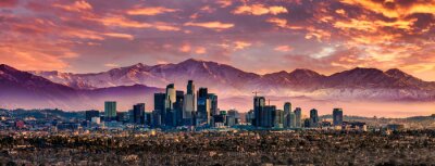 Fotobehang De skyline van Los Angeles bij zonsondergang