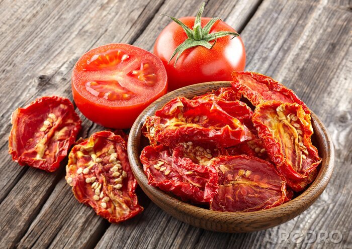 Canvas Dried tomato on a wooden background