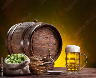 Een mok, een vat, hop en tarweoren