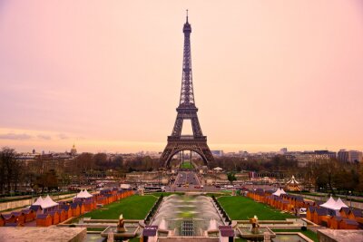 Canvas Eiffel toren bij zonsopgang, Parijs.