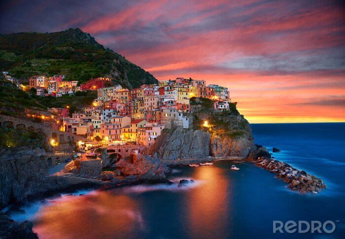 Canvas Famous city of Manarola in Italy - Cinque Terre, Liguria
