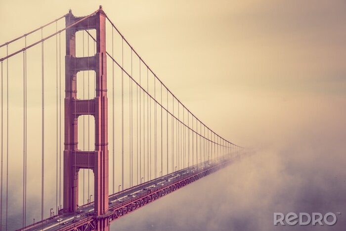 Canvas Golden Gate Into the Fog