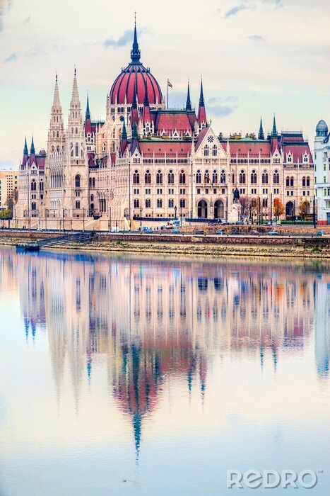 Canvas Het parlement van Boedapest bij zonsopgang, Hongarije