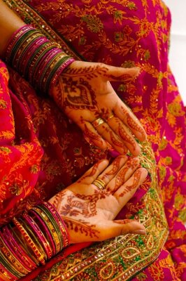 Canvas Indiase bruiloft bruid krijgen henna toegepast