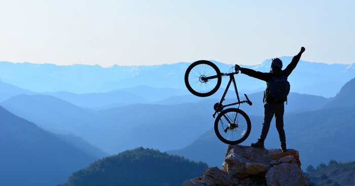 Canvas Looking at the Summit