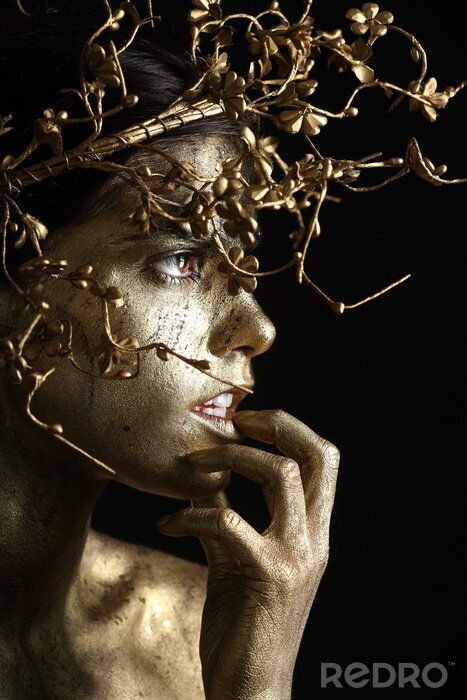 Canvas Mooie goud geschilderde Vrouw in Conceptueel Beauty thema afbeelding