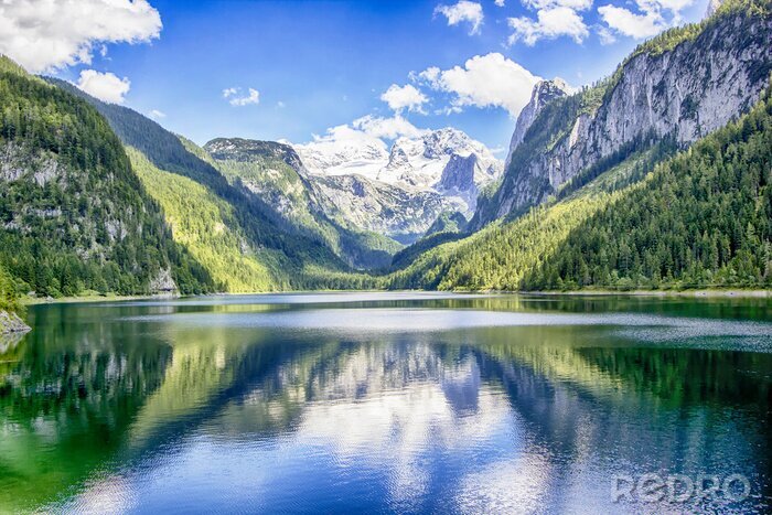 Canvas Oppervlakte van het meer en bergen