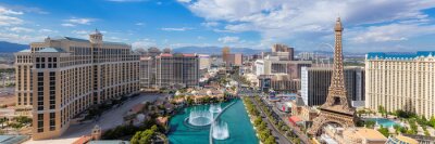 Canvas Panoramic view of Las Vegas strip at sunny day