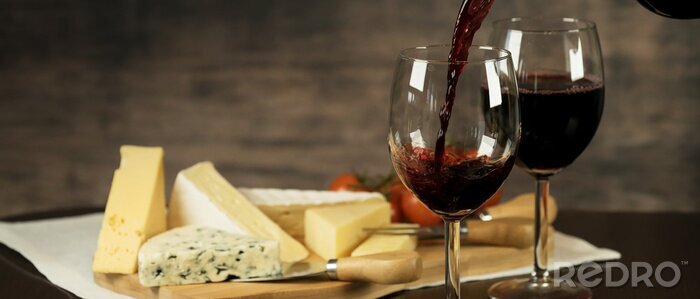 Canvas Red Wine and cheese board