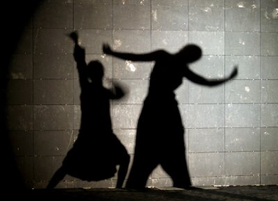Canvas silhouet van een dansend paar