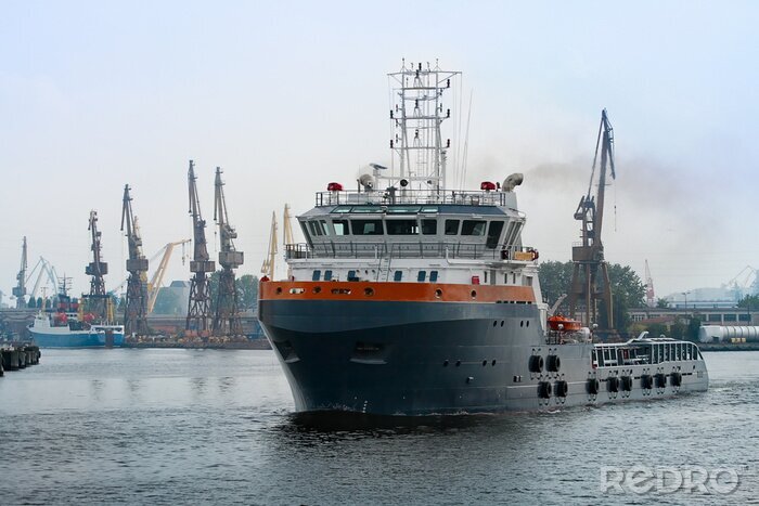 Canvas Sleepboot schip verlaten scheepswerf