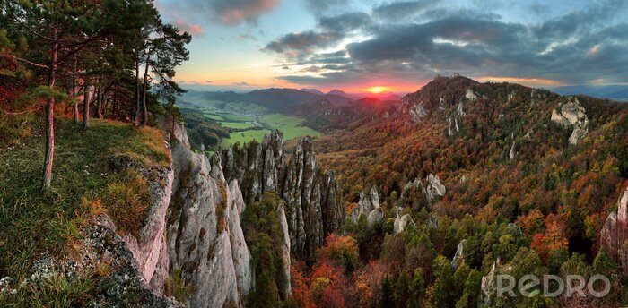 Canvas Slowakije berg boslandschap bij de Herfst, Sulov