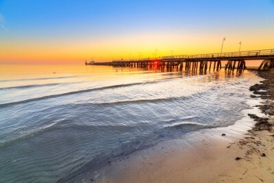 Strand in Sopot met pier