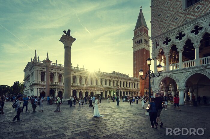 Canvas Toeristen op het Venetiaanse plein