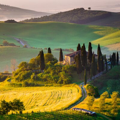 Toscana, mattino in Val d'Orcia