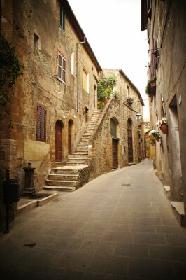 typisch Italiaanse smalle straat