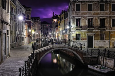 Canvas Venetië 's nachts bij slecht weer