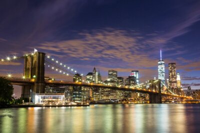 Verlichte brug in New York