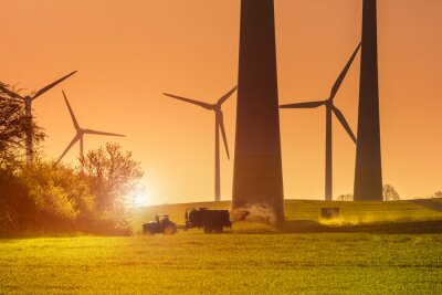 Canvas Windturbines windturbine windpark windmolenpark lensflare zonsopgang achtergrondverlichting
