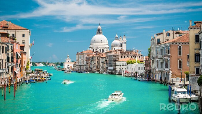 Canvas Witte boten in het mooie Venetië