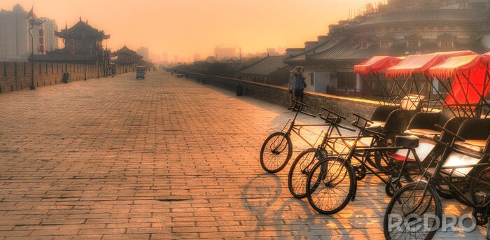 Canvas Xi'an / China - Town muur met fietsen