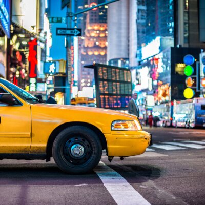 Canvas Yellow cab taxi in Manhattan, New York. De taxi's van New York bij nacht Time Square ..