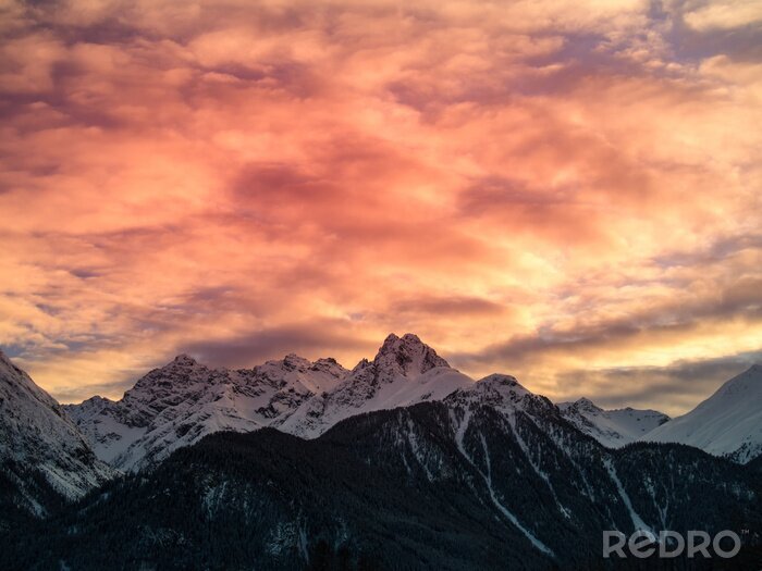Canvas Zonsondergang in de bergen
