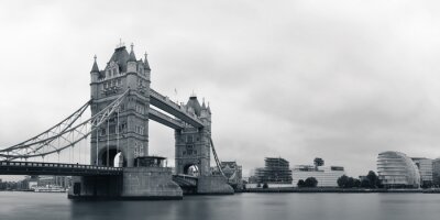 Zwart-witte Tower Bridge