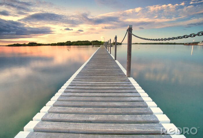 Fotobehang 3D brug met metalen ketting