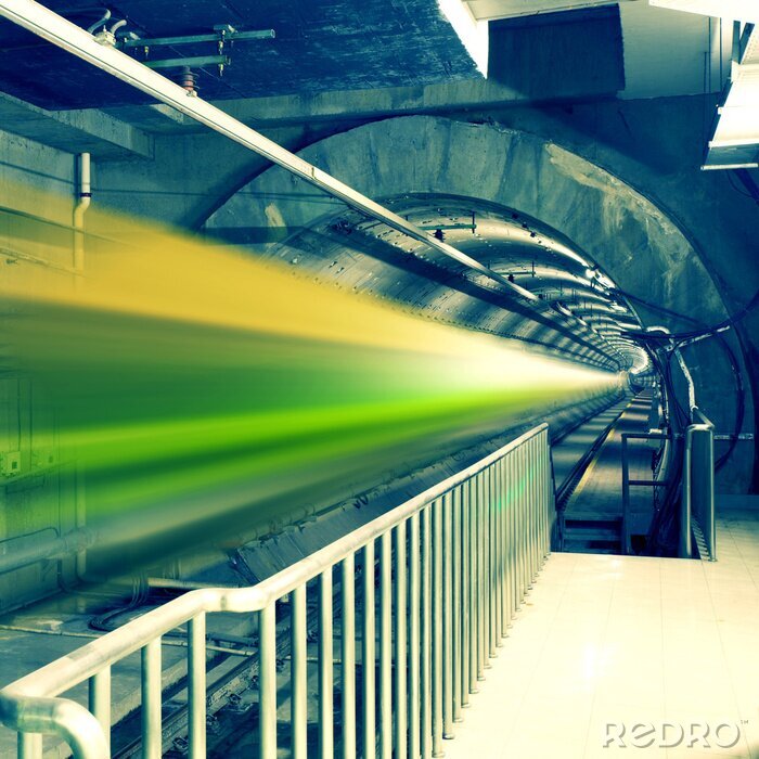Fotobehang 3D trein in een metrotunnel