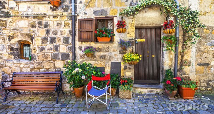 Fotobehang authentieke charmante straatjes van de middeleeuwse dorpen van Italië, Bolsena