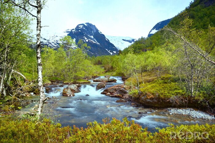 Fotobehang Berglandschap met een schilderachtige rivier