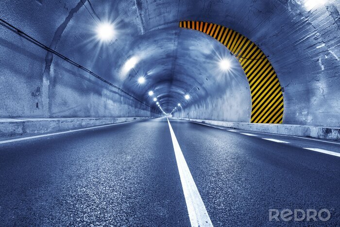 Fotobehang Betonnen tunnel met kleuren
