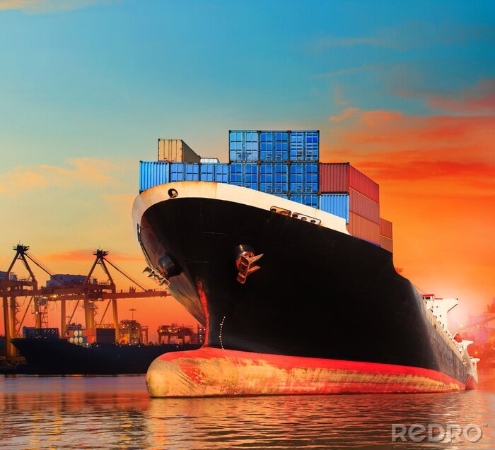 Fotobehang BIC commercieel schip in de import, export pier gebruik vaartuig Transpo