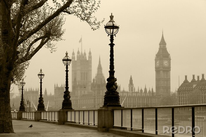 Fotobehang Big Ben en Houses of Parliament, Londen in de mist