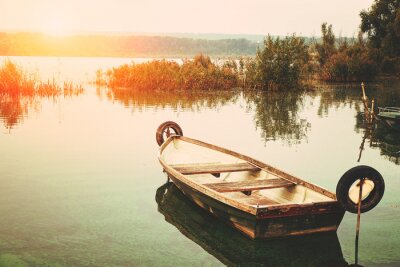 Boot op het meer