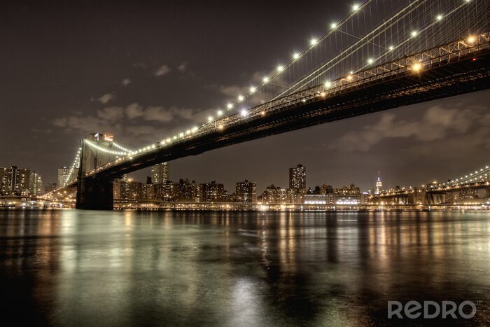 Fotobehang Brooklyn Bridge bij nacht in HDR