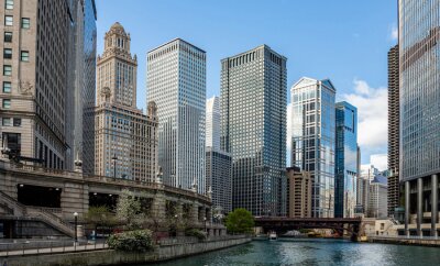 Fotobehang Chicago wolkenkrabbers over de rivier